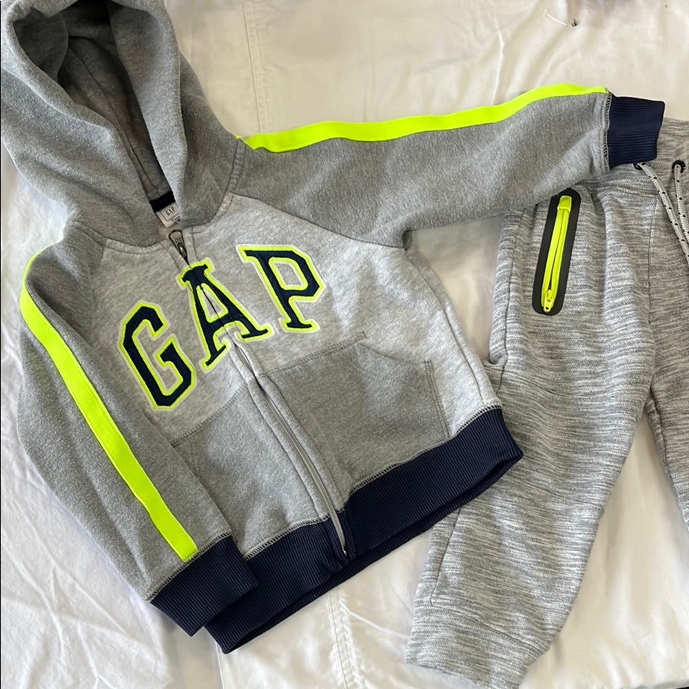 GAP Gray and Yellow Joggers with Elastic Waistband